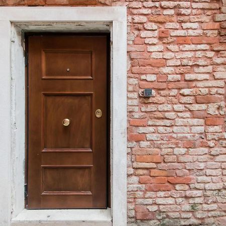 Corte Dell' Angelo, Una Casa Romantica Vicino La Biennale Venice Luaran gambar